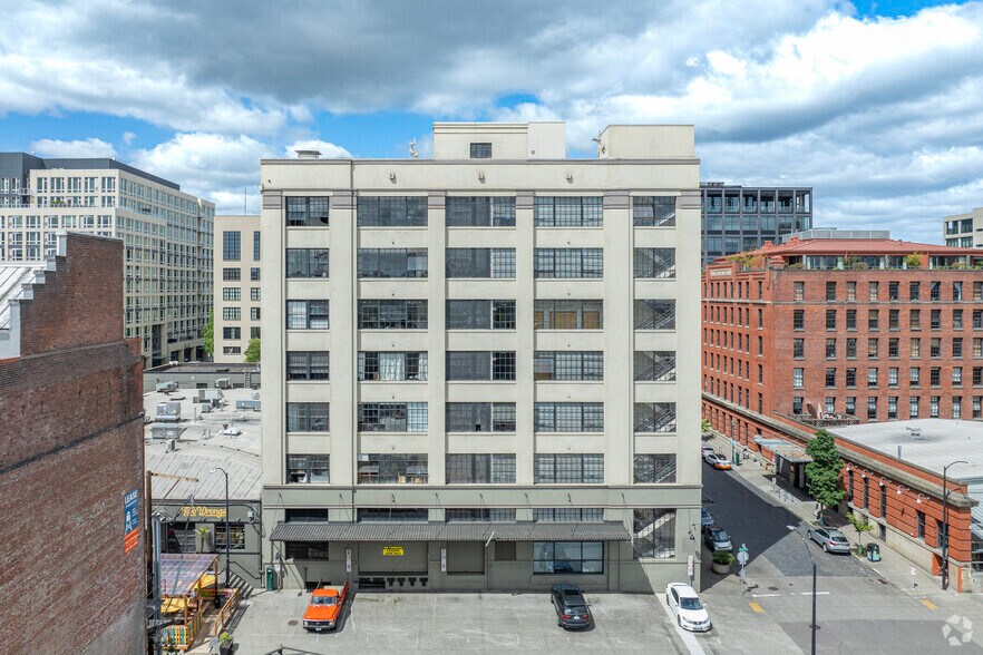 More Photos Of 1314 NW Irving St, Portland Apartments For Sale