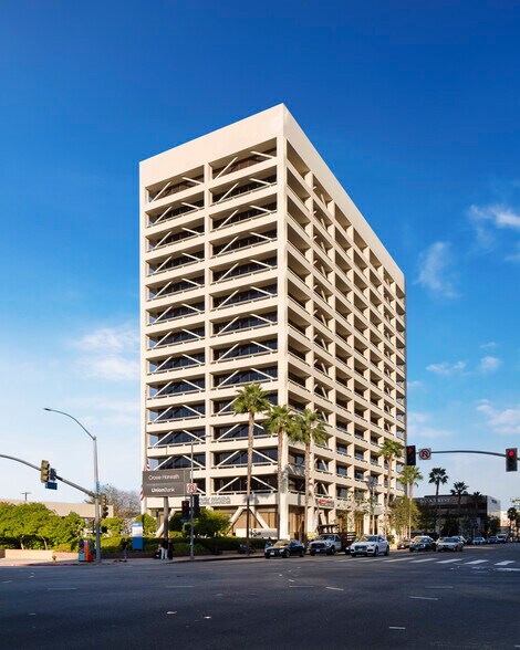 More Photos Of 15233 Ventura Blvd, Sherman Oaks Office For Lease