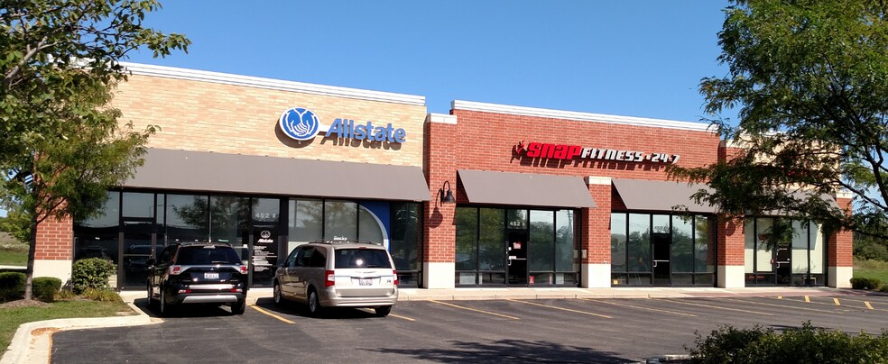 More Photos Of 500 W State Rd, Island Lake Unknown For Lease