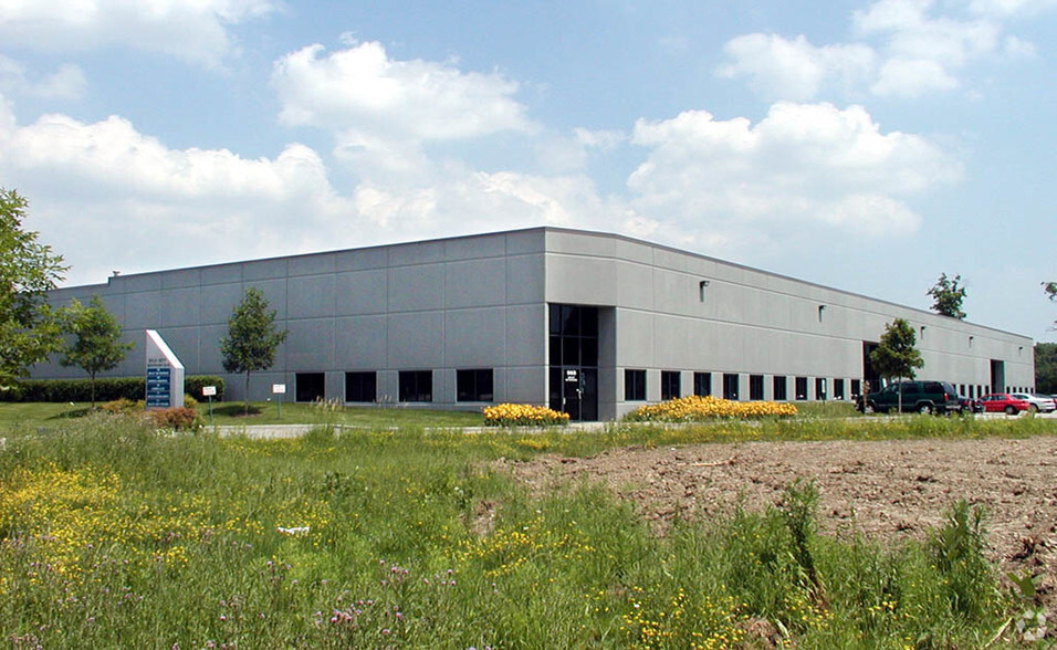 Primary Photo Of 953-977 S Northpoint Blvd, Waukegan Warehouse For Lease