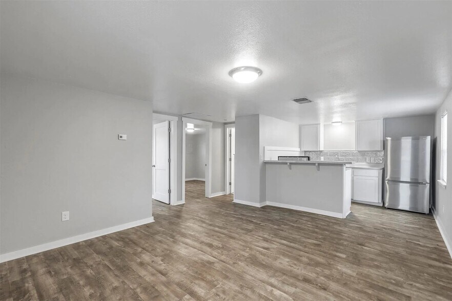 More Photos Of 6017 Wj Boaz Rd, Fort Worth Apartments For Sale
