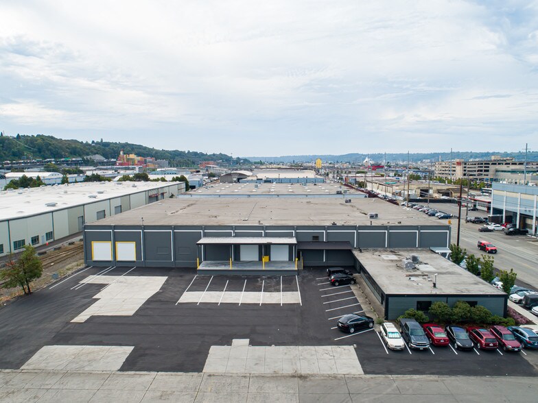 More Photos Of 2200 6th Ave S, Seattle Warehouse For Lease