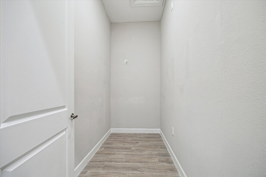 More Photos Of 4220 Cartwright Rd, Missouri City Medical For Lease