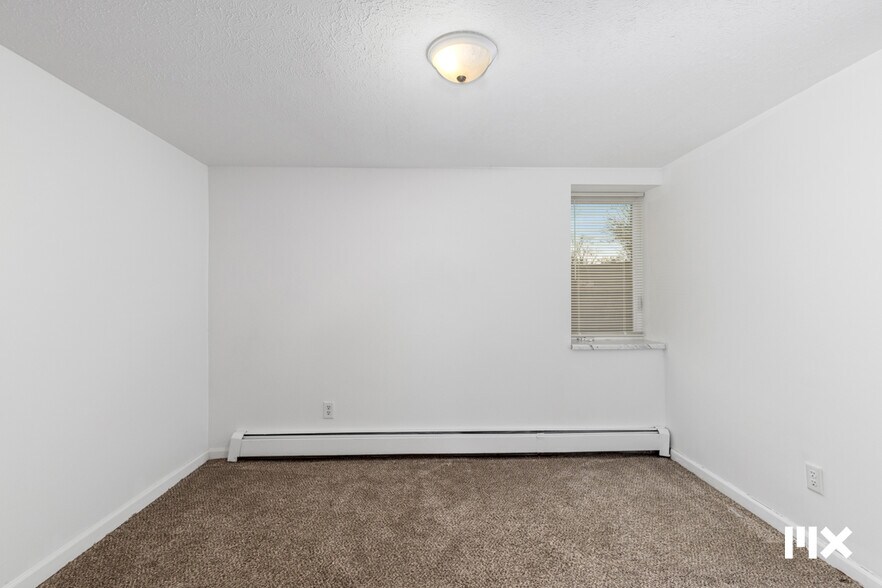 More Photos Of 1731-1733 Oak St, Niles Apartments For Sale