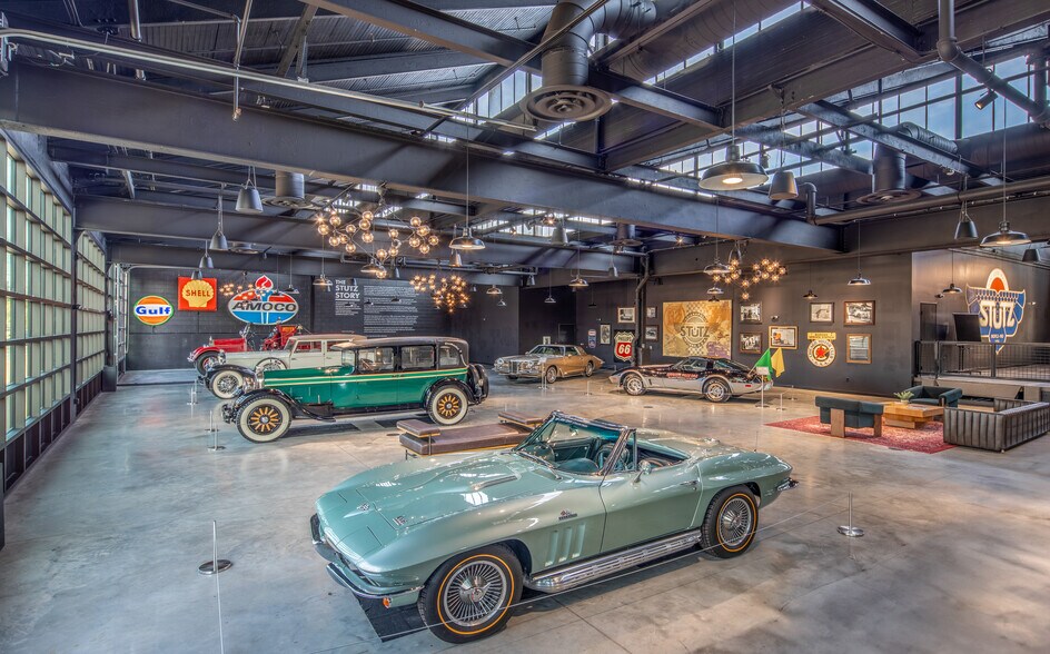 More Photos Of 1020-1090 N Capitol Ave, Indianapolis Loft Creative Space For Lease