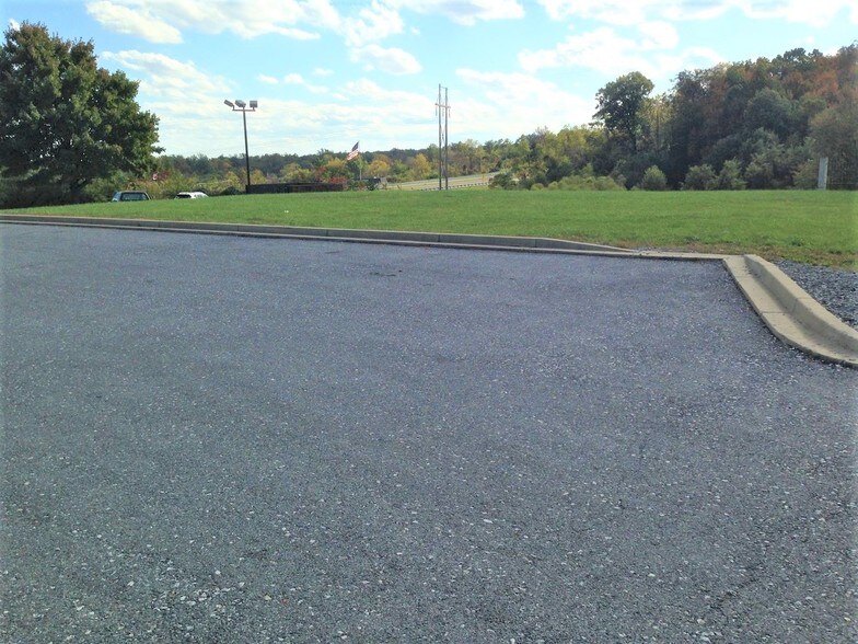 More Photos Of 217 Tippin Dr, Thurmont Land For Lease