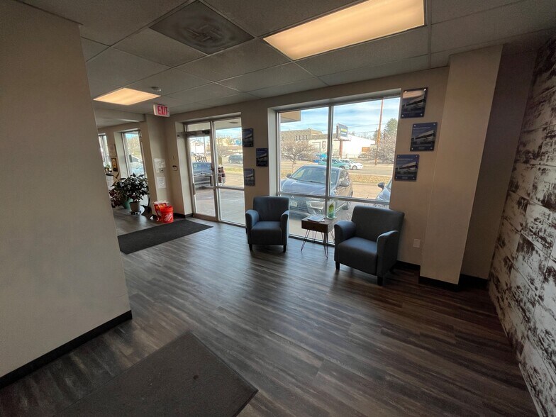 More Photos Of 1820-1880 W Evans Ave, Englewood Warehouse For Lease