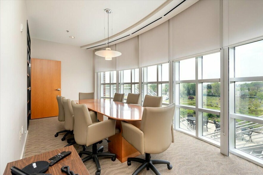 More Photos Of 200 Westgate Cir, Annapolis Office For Lease