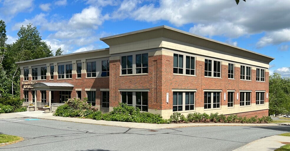 More Photos Of 35 Centerra Pky, Lebanon Office For Lease