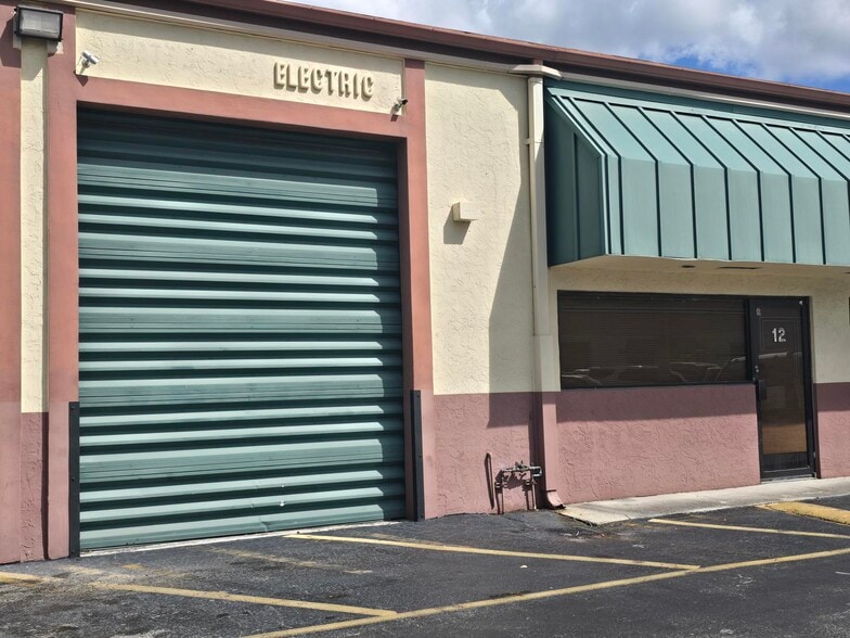 More Photos Of 5415 NW 15th St, Margate Warehouse For Sale