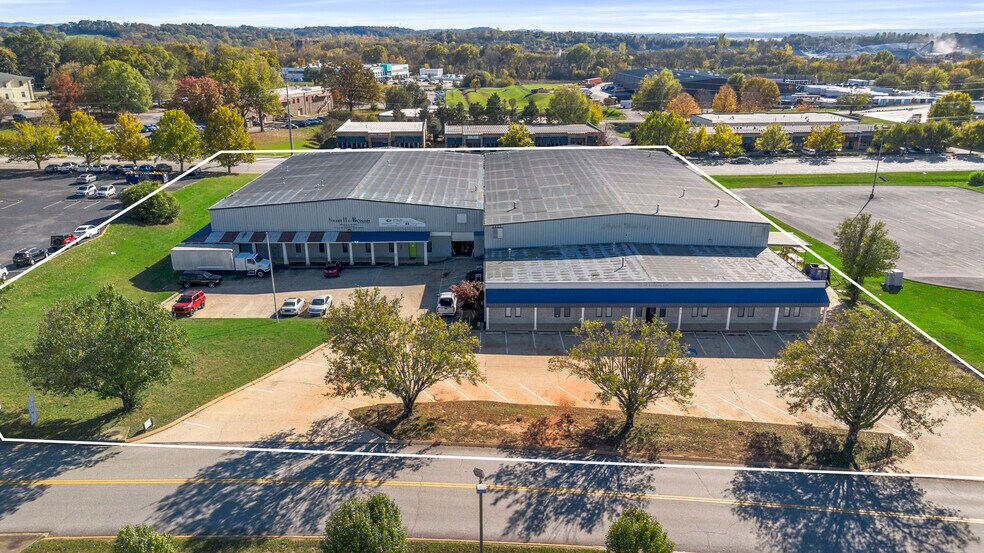 More Photos Of 6130 Preservation Dr, Chattanooga Light Distribution For Sale