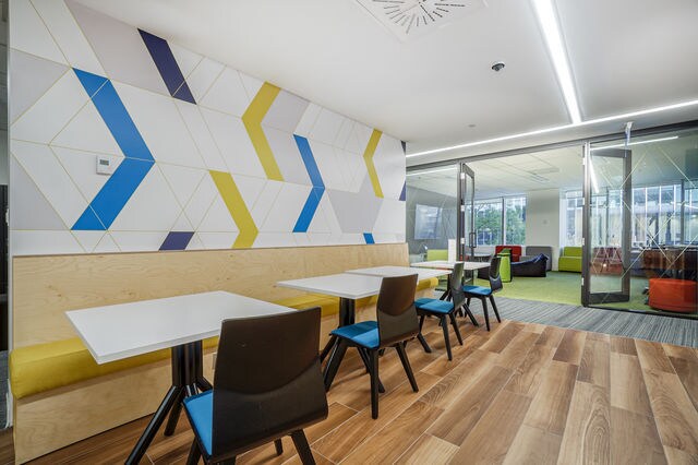 More Photos Of 690-700 Boul René-Lévesque O, Montréal Office Residential For Lease