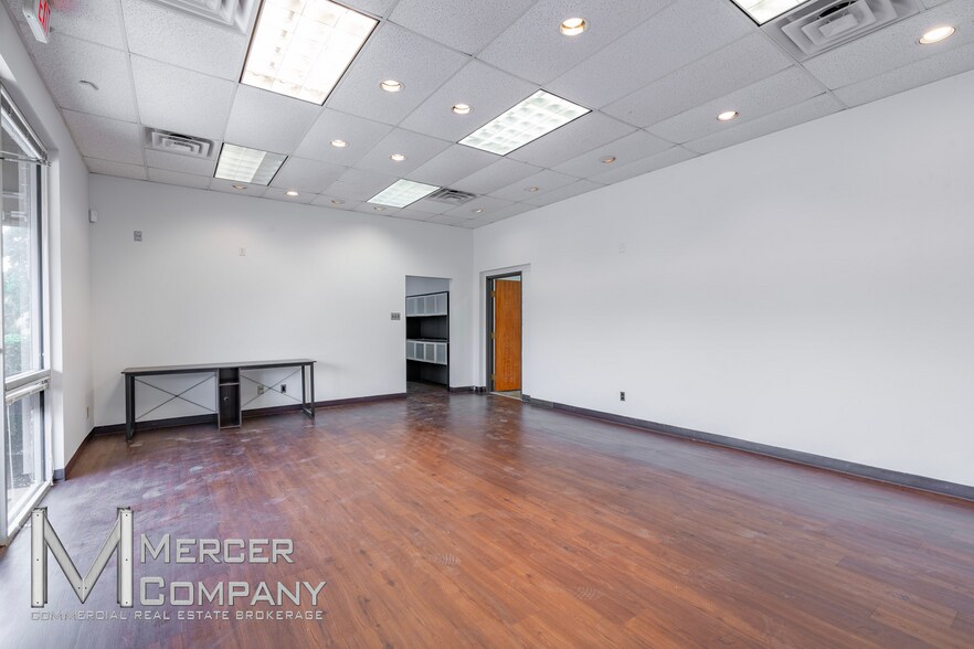 More Photos Of 7415 Whitehall St, Richland Hills Light Distribution For Lease