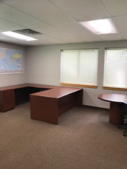 More Photos Of 100 Linden Oaks Dr, Rochester Office For Sale