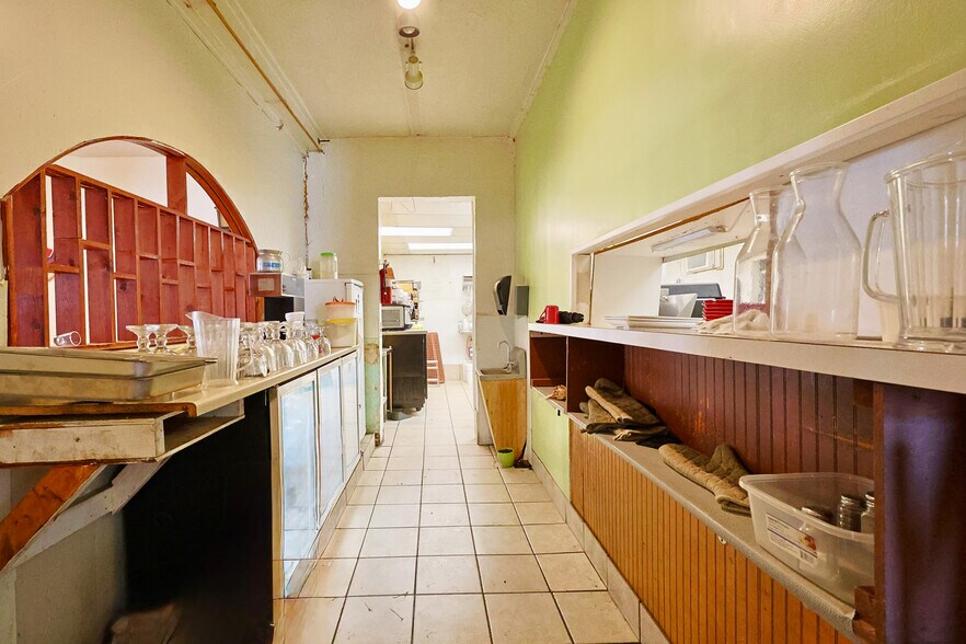 More Photos Of 2206 Fontaine Ave, Charlottesville Restaurant For Lease