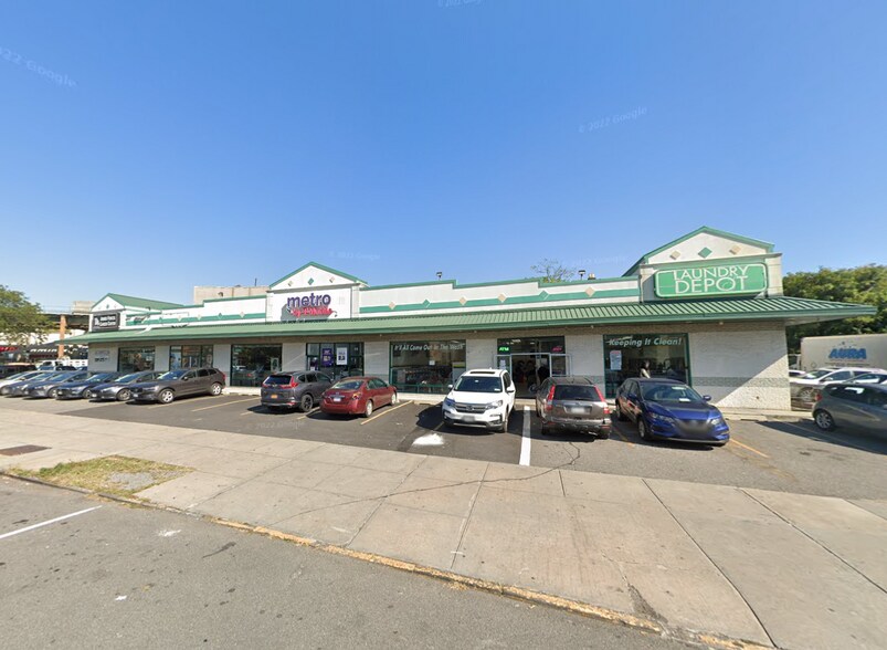 Primary Photo Of 481-491 Knickerbocker Ave, Brooklyn Storefront For Sale