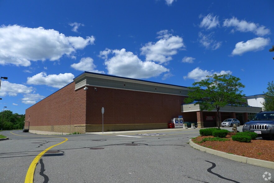 More Photos Of 50 Cambridge St, Worcester Supermarket For Lease