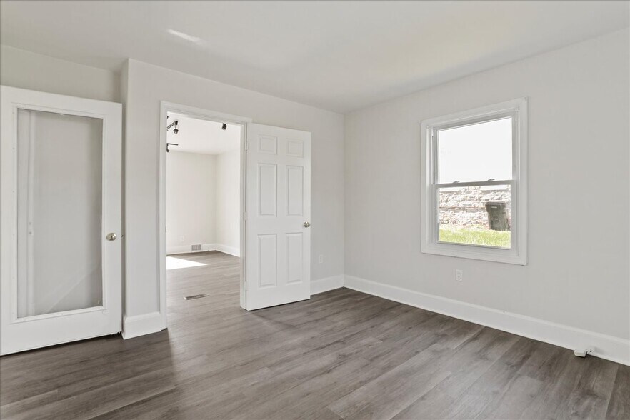 More Photos Of 2109 Valley Ave, Winchester Medical For Sale