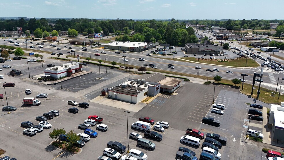 More Photos Of 1816 McFarland Blvd, Northport Restaurant For Lease