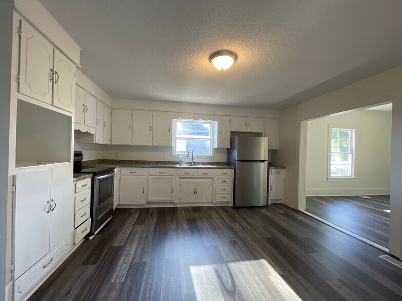 More Photos Of , Spartanburg Unknown For Sale