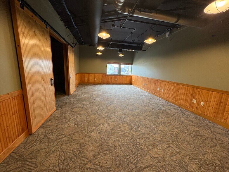 More Photos Of 600 E Railroad Ave, Wasilla Office For Lease