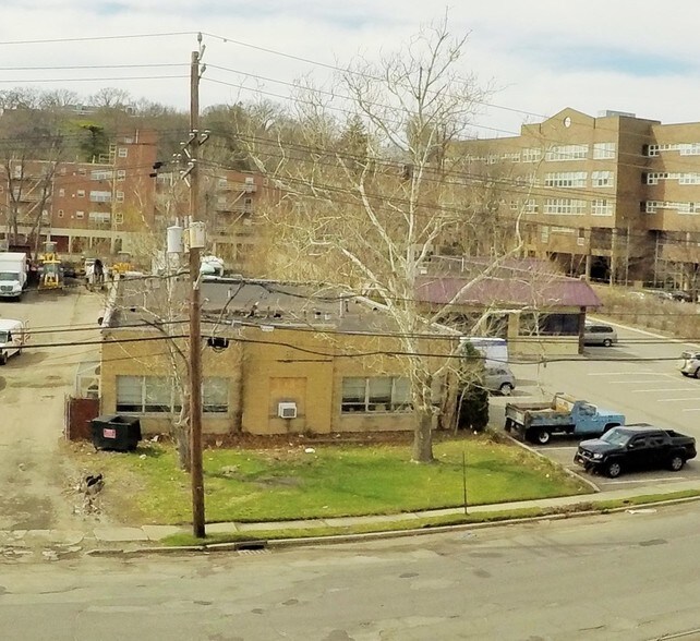 More Photos Of 67 S Newman St, Hackensack Manufacturing For Sale