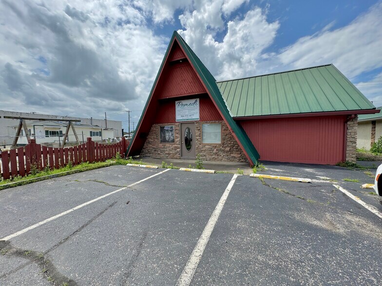 More Photos Of 2409 Jackson Ave, Point Pleasant Medical For Sale
