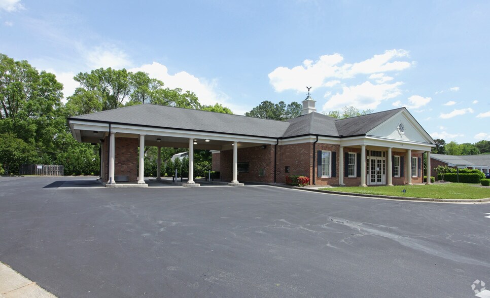 More Photos Of 818 N Church St N, Concord Bank For Sale