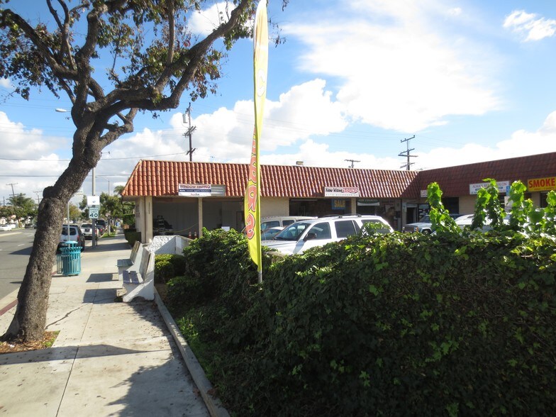 More Photos Of 15800-15802 Hawthorne Blvd, Lawndale General Retail For Lease