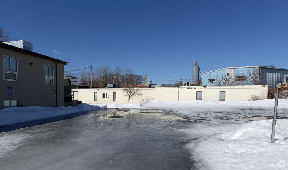 More Photos Of 64 Pettaconsett Ave, Cranston Office For Sale