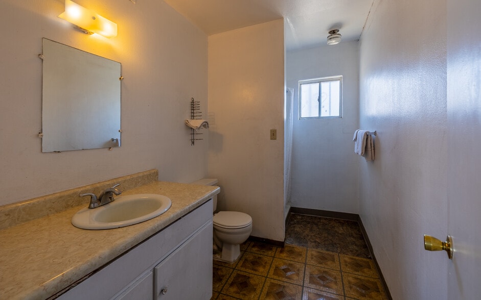 More Photos Of 3526 E Benson Hwy, Tucson Hotel For Sale