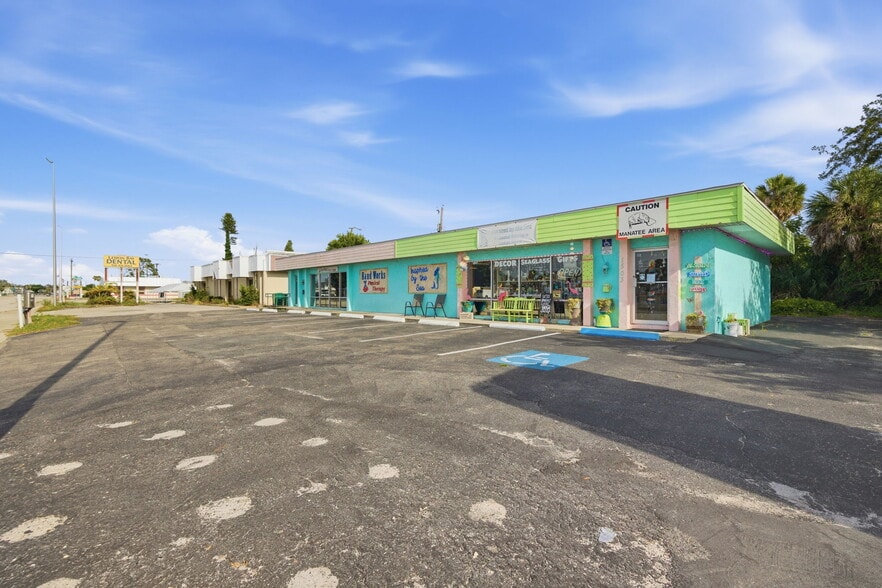More Photos Of 1503 S McCall Rd, Englewood Freestanding For Sale