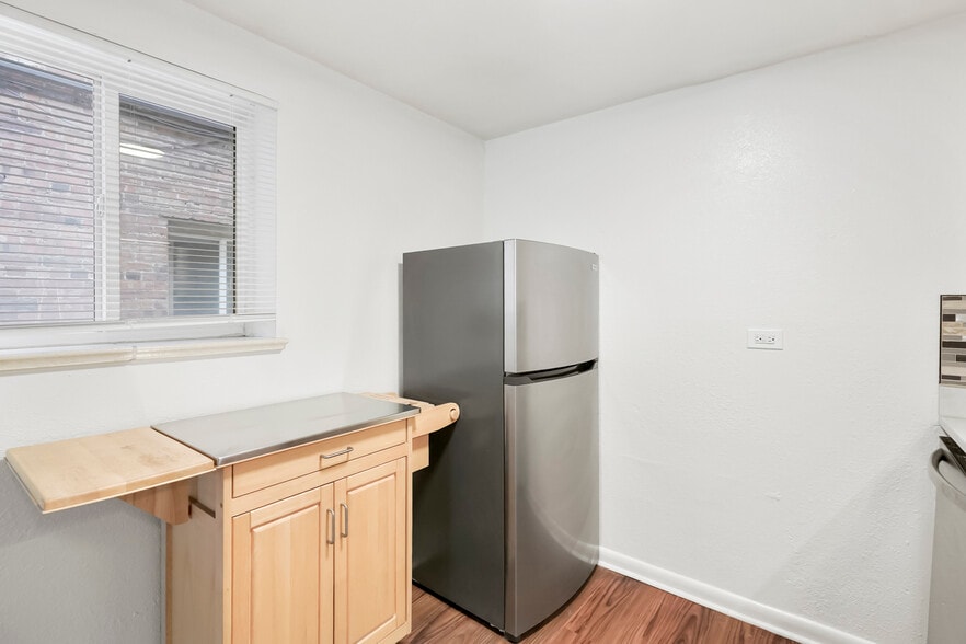 More Photos Of 1415 Pearl St, Denver Apartments For Sale