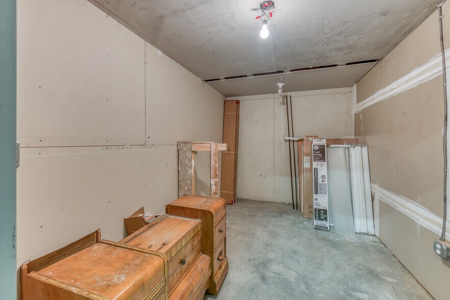 More Photos Of 3545 W Market St, Johnson City Industrial For Sale
