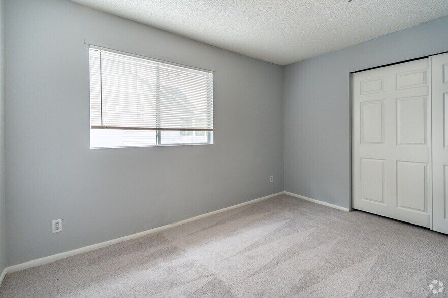 More Photos Of 4610 N Armenia Ave, Tampa Apartments For Sale