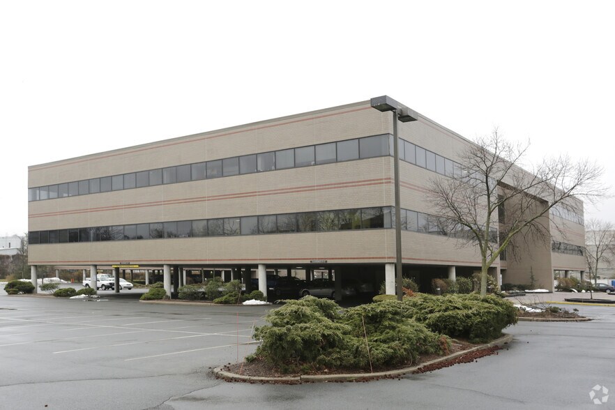 More Photos Of 1460 US Highway 9 N, Woodbridge Unknown For Lease