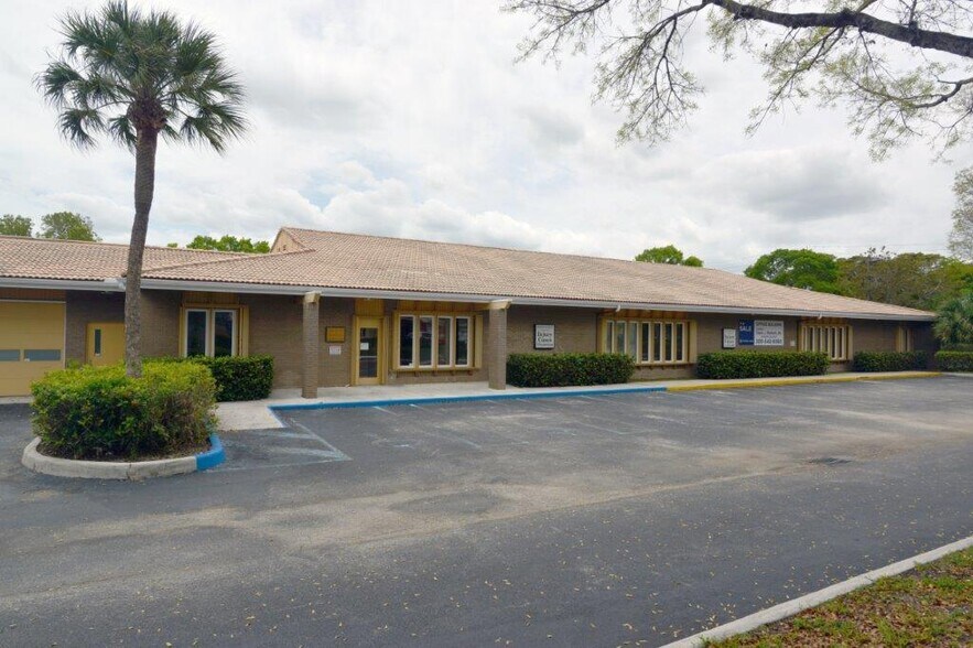 More Photos Of 15055 SW 122nd Ave, Miami Office For Sale