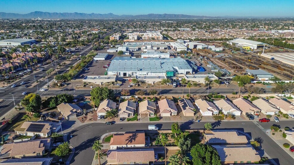 More Photos Of 1000 N Hamilton St, Chandler Warehouse For Lease