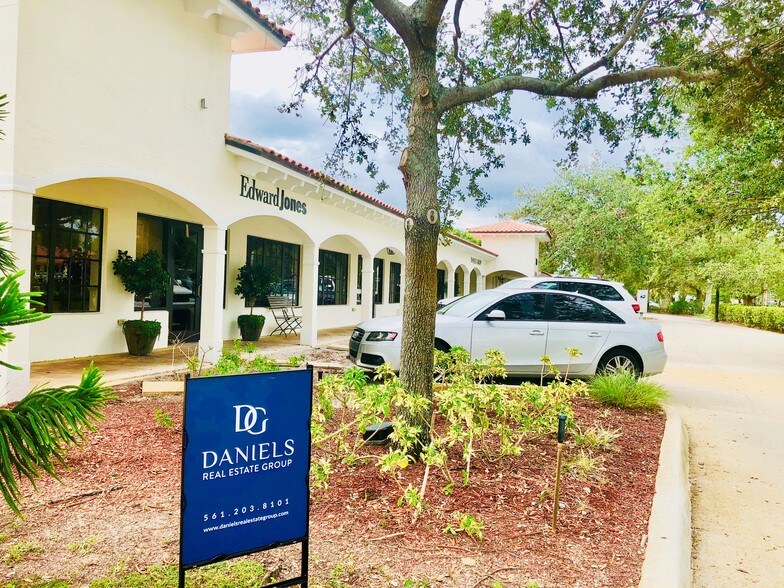 More Photos Of 390 Tequesta Dr, Jupiter Office For Lease