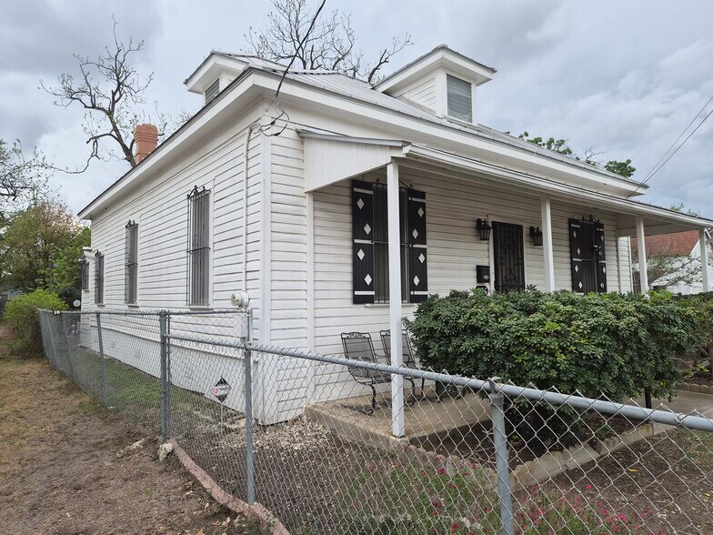More Photos Of , San Antonio Specialty For Sale