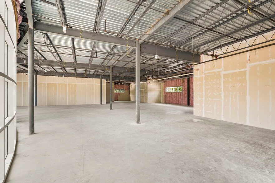 More Photos Of 1140 Enclave Pky, Houston Medical For Sale