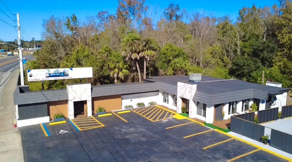 More Photos Of 542464 US Highway 1, Callahan Storefront Retail Office For Lease