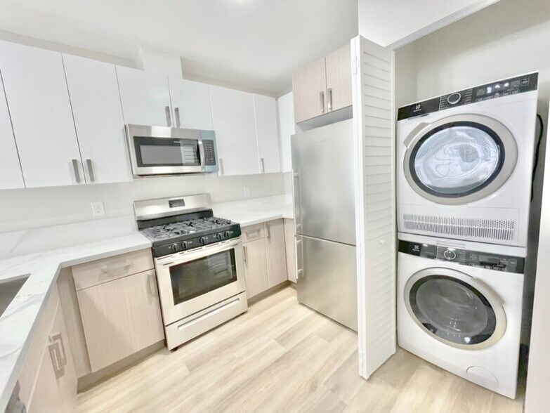 More Photos Of 825 Manhattan Ave, Hermosa Beach Apartments For Sale