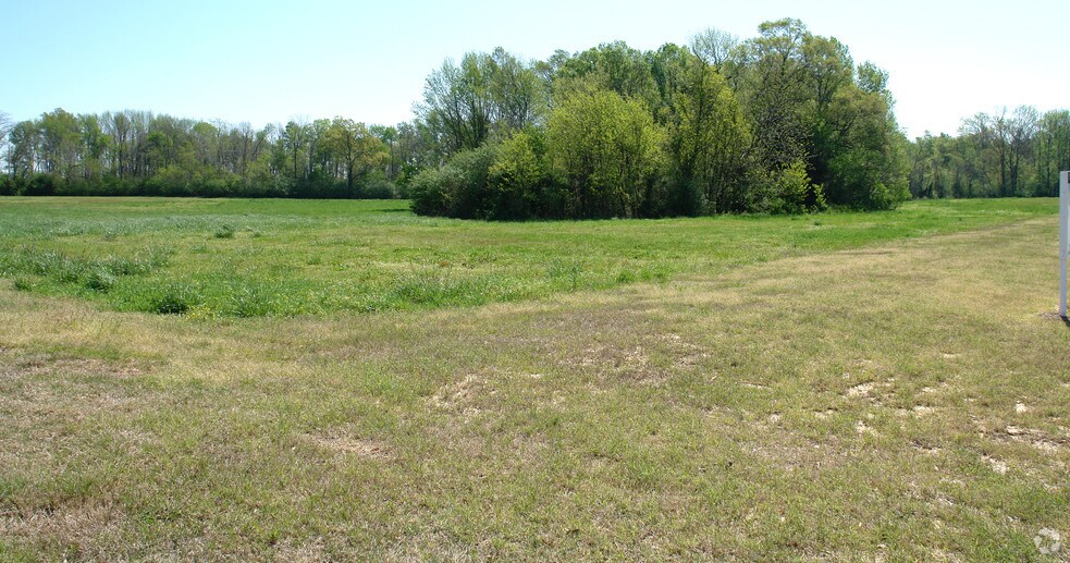 More Photos Of 100 N Market Center Dr, Collierville Land For Sale