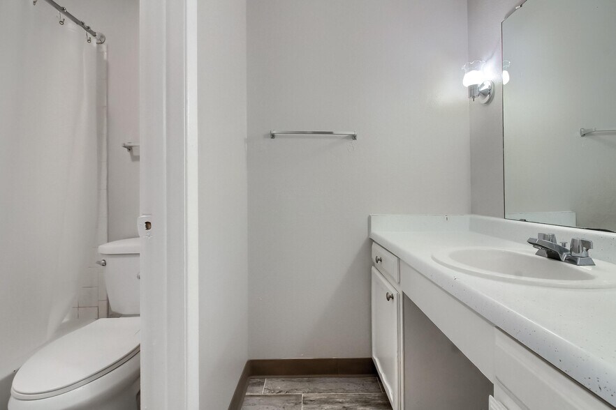 More Photos Of 9407 E 17th Ave, Aurora Apartments For Sale