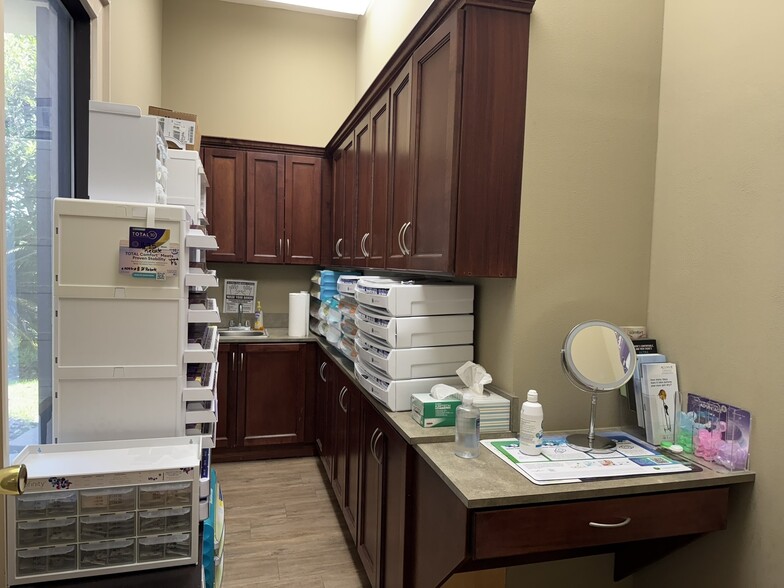 More Photos Of 1120 US-190, Covington Healthcare For Lease