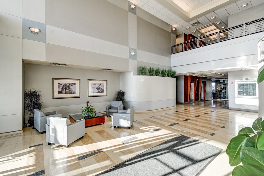 More Photos Of 8001 S InterPort Blvd, Englewood Office For Lease