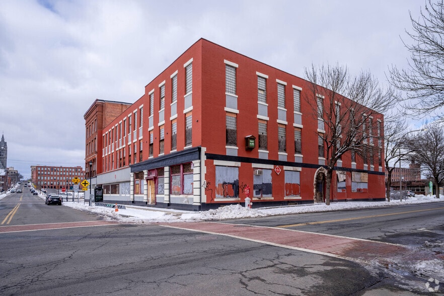 More Photos Of 345-363 Dwight St, Holyoke Manufacturing For Sale