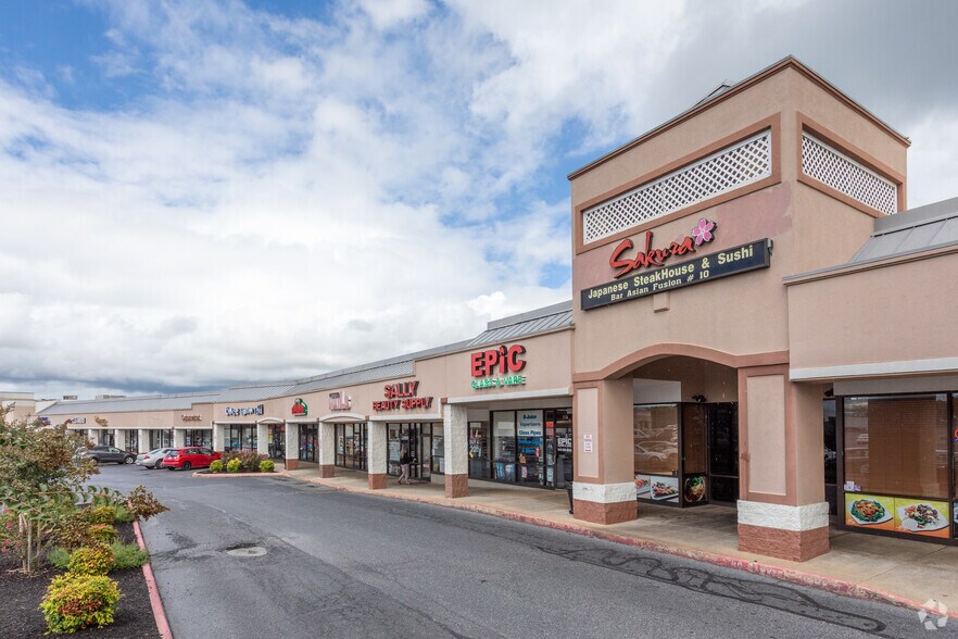 Primary Photo Of 1790 E Market St, Harrisonburg General Retail For Lease