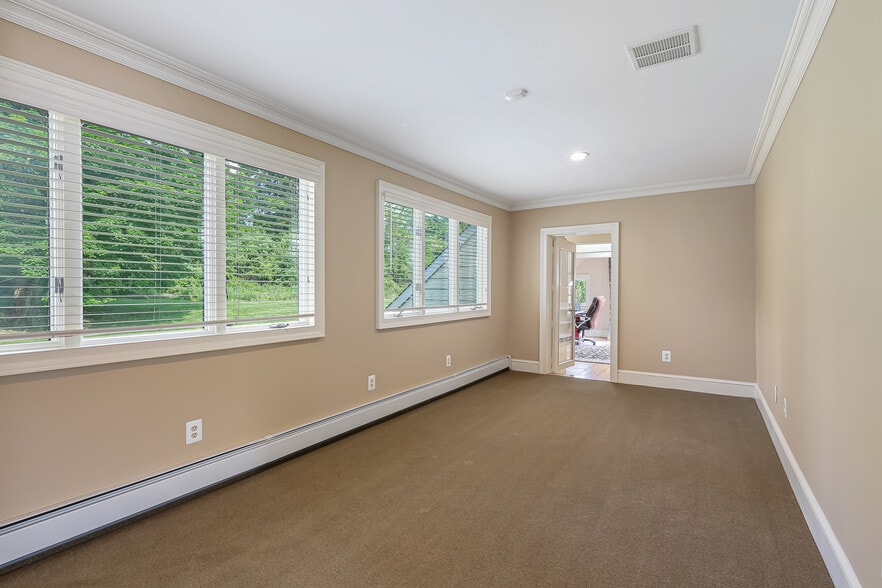 More Photos Of 97 Grayrock Rd, Clinton Township Office For Lease